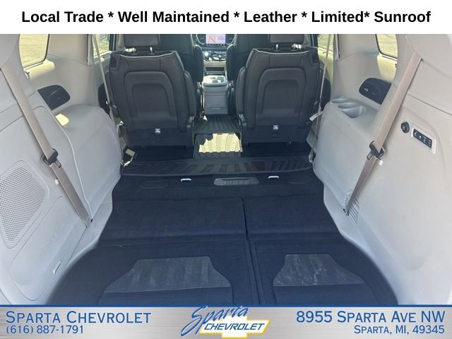 Used 2022 Chrysler Pacifica Limited image 35