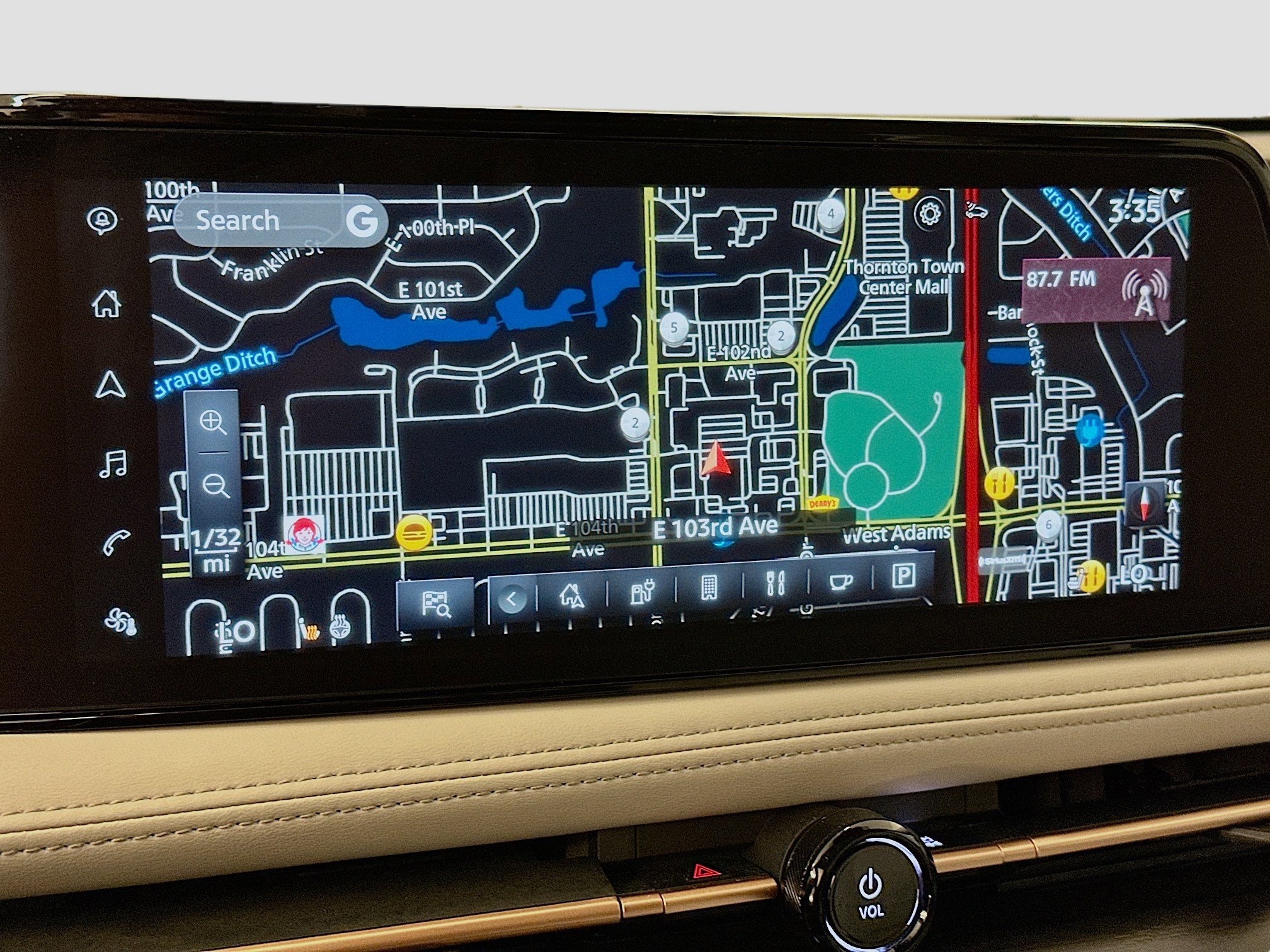 Used 2023 Nissan Ariya AWD image 22