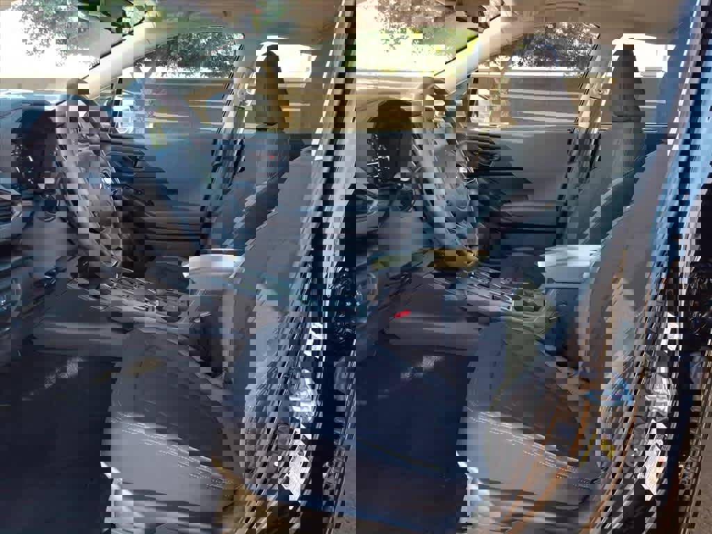 Certified 2025 Subaru Crosstrek 2.0i Premium image 25