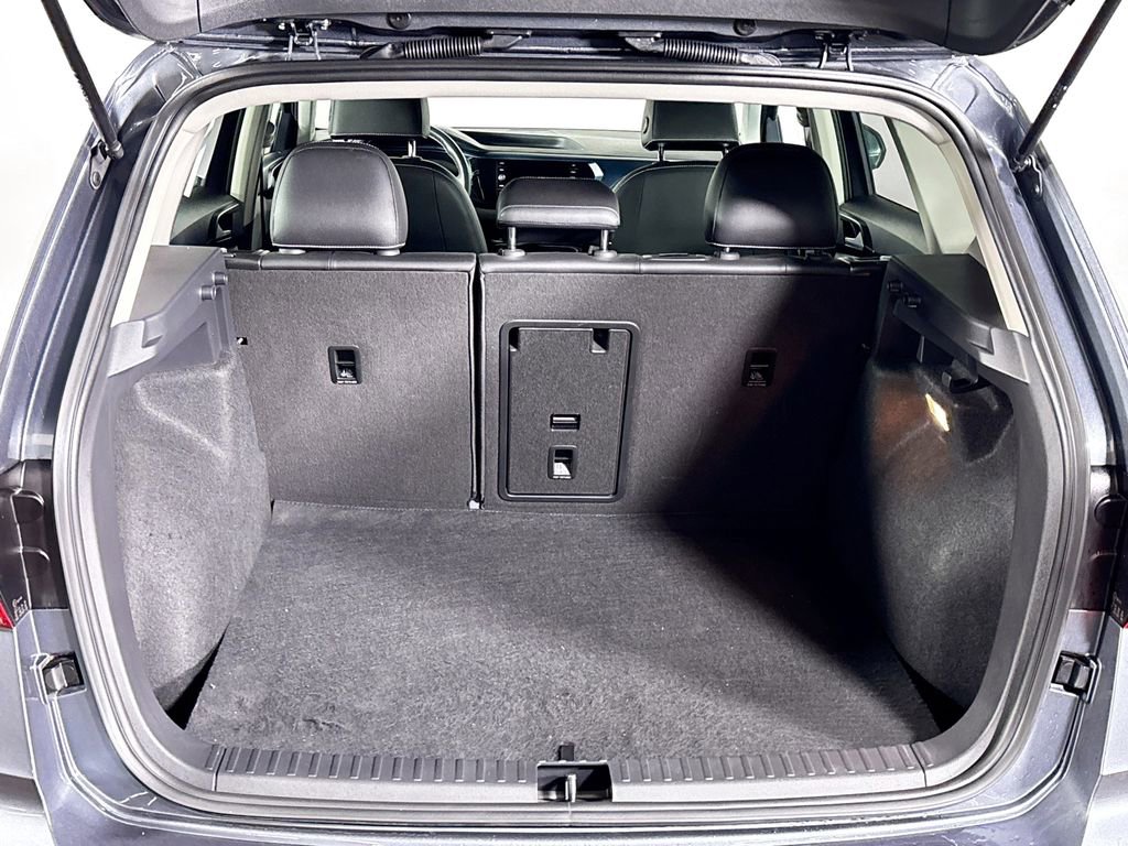 Certified 2023 Volkswagen Taos SE image 20