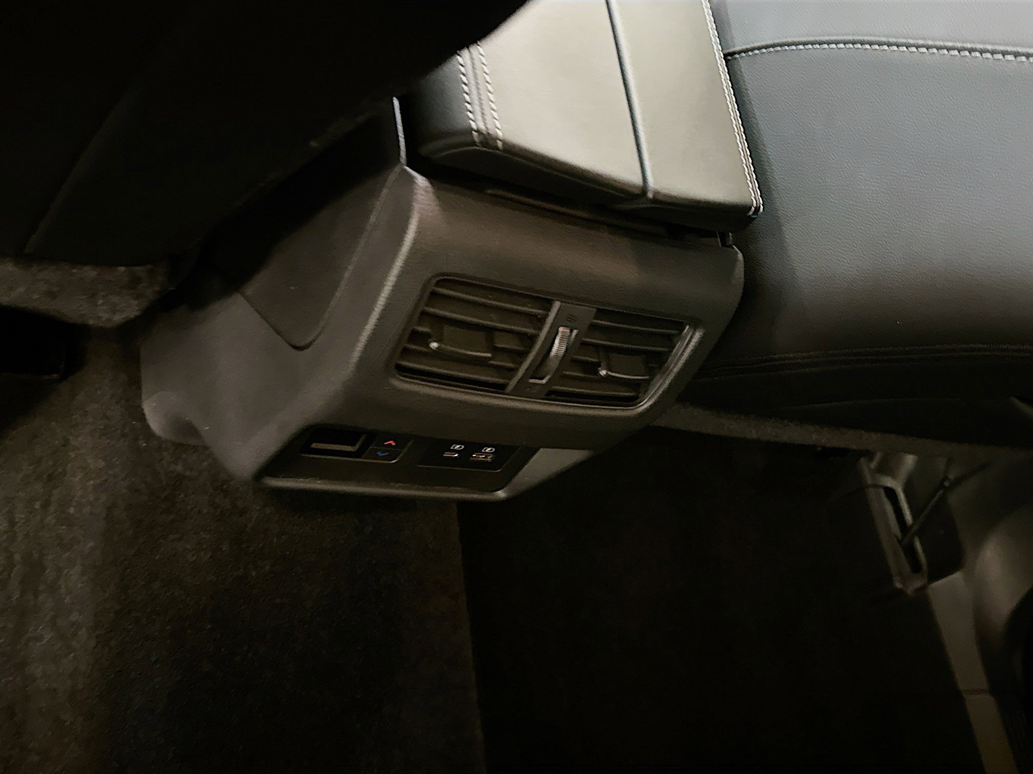 Used 2023 Nissan Rogue SL w/ SL Premium Package image 29