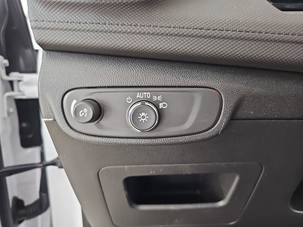 Certified 2024 Chevrolet TrailBlazer LT w/ Driver Confidence Package image 30