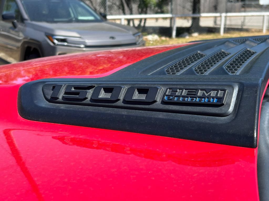 Used 2021 RAM 1500 Laramie RWD image 14