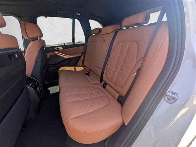 New 2026 BMW X5 xDrive50e w/ Executive Package AWD/4WD image 18