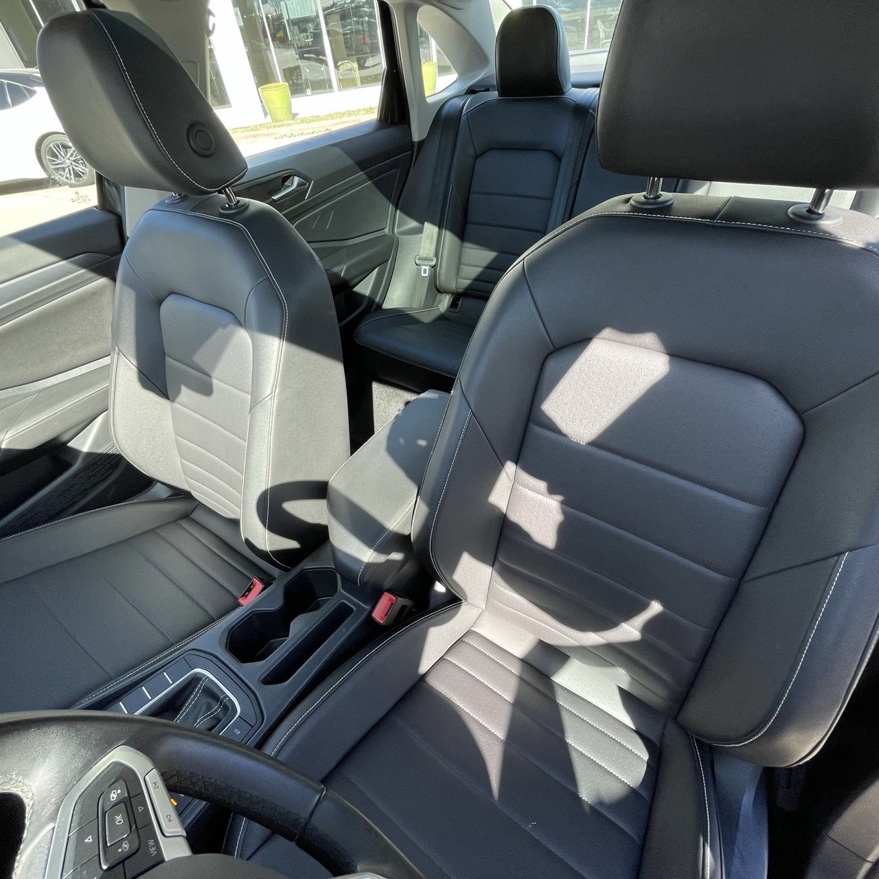 Used 2024 Volkswagen Jetta SE image 21