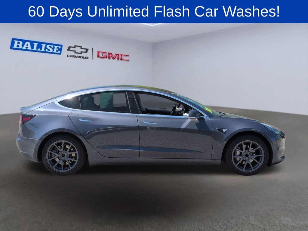 Used 2020 Tesla Model 3 RWD image 2