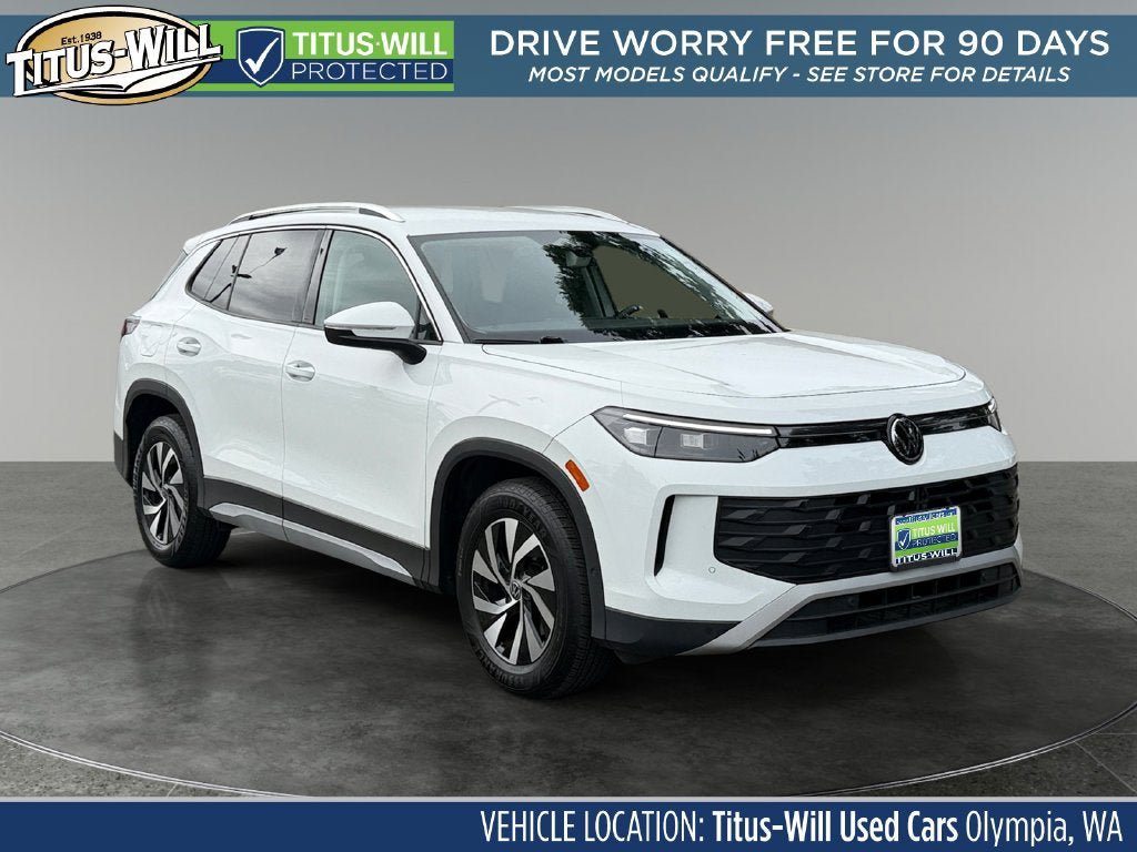 Used 2025 Volkswagen Tiguan S FWD image 1