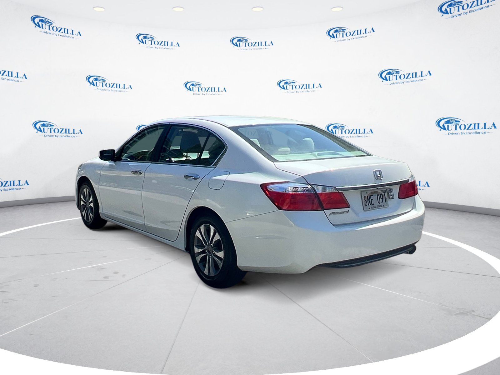 Used 2015 Honda Accord LX image 3