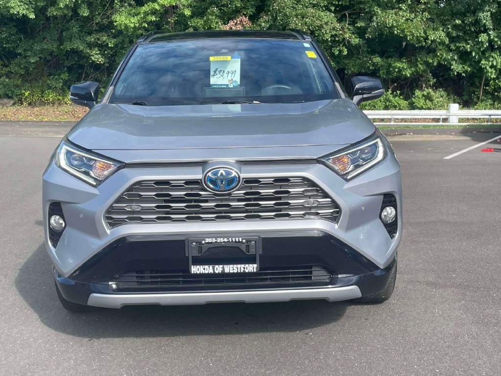 Used 2021 Toyota RAV4 XSE AWD/4WD image 2