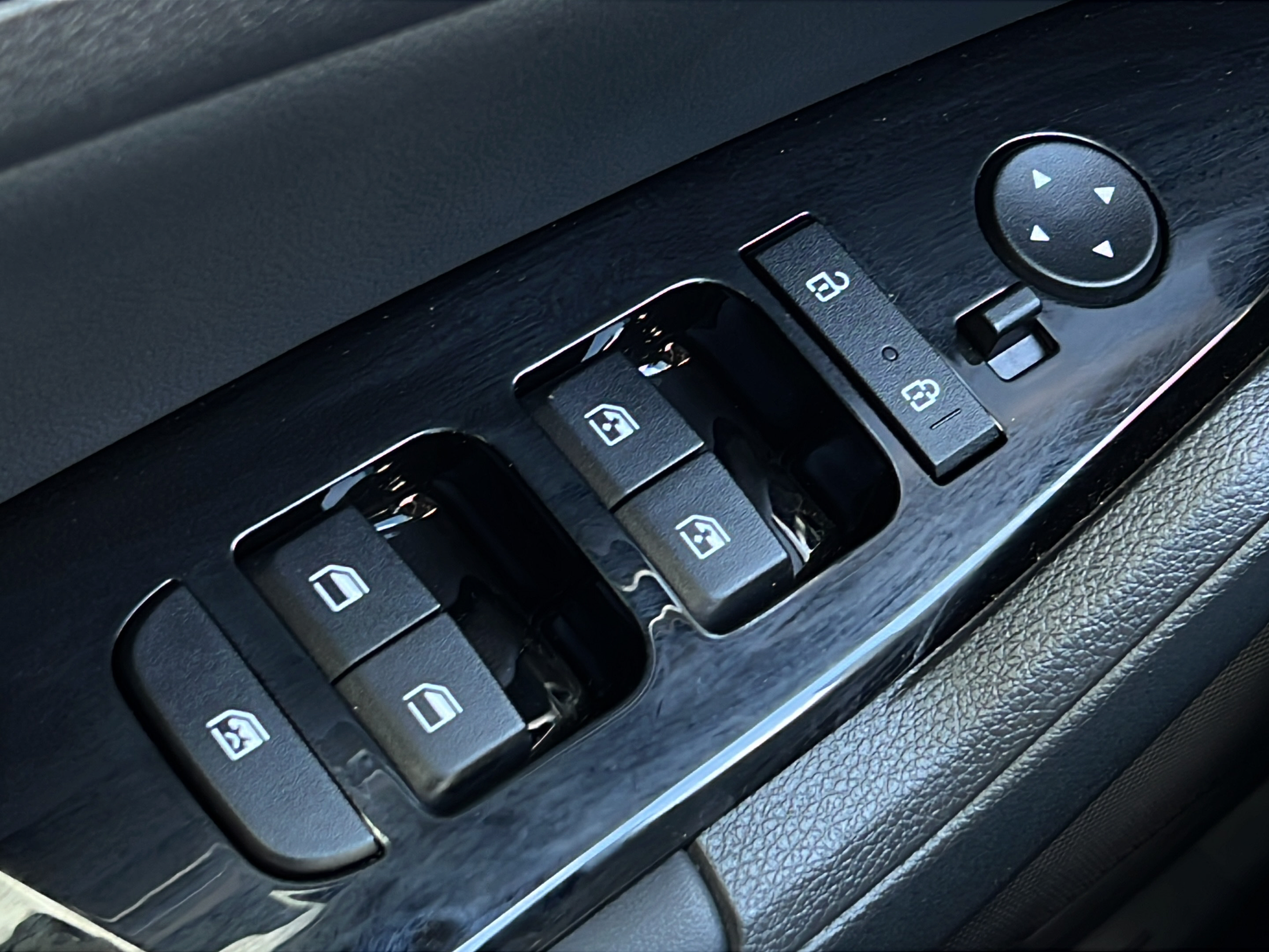 Certified 2023 Kia Sportage EX FWD image 24