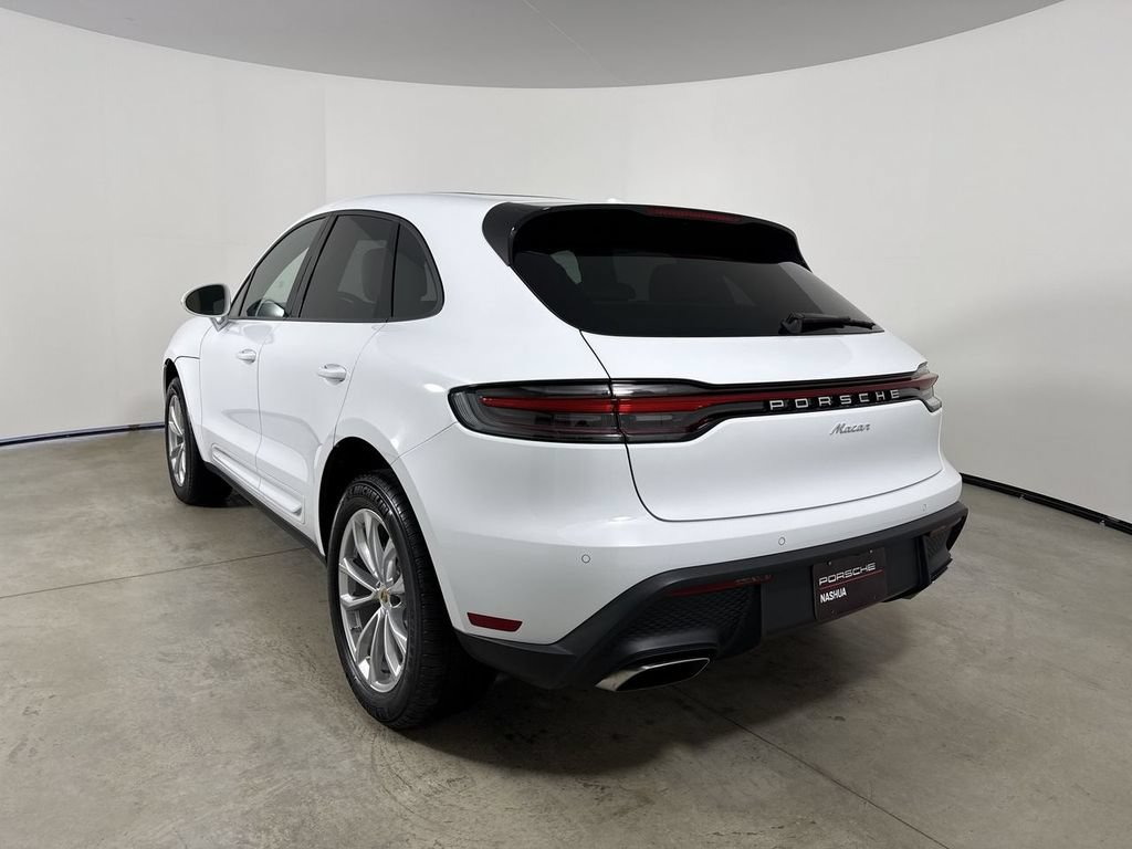 New 2026 Porsche Macan AWD/4WD image 3