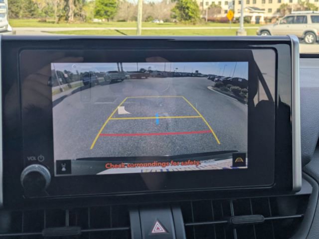 Used 2023 Toyota RAV4 SE image 22