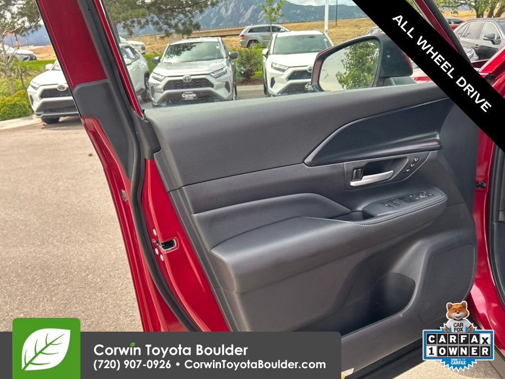 Used 2025 Toyota Grand Highlander AWD Hybrid image 23
