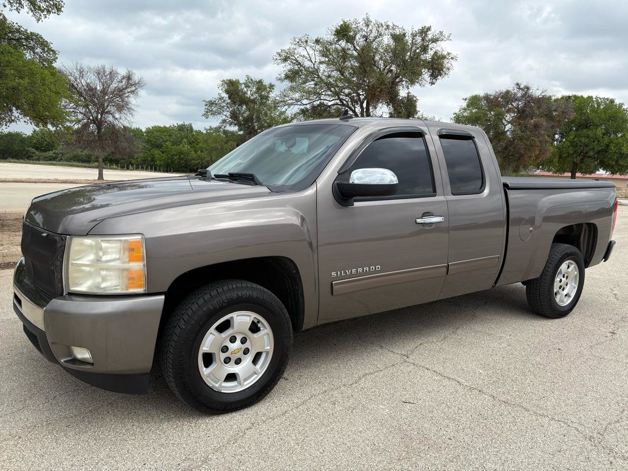 Used 2011 Chevrolet Silverado 1500 LT w/ All-Star Edition image 6