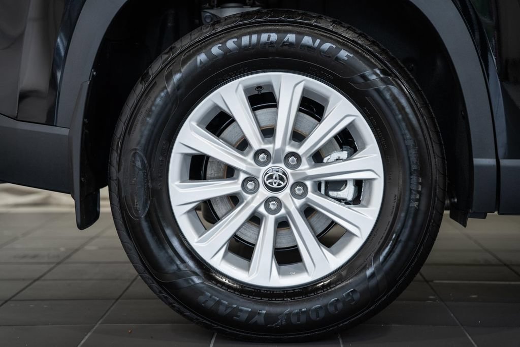 Used 2026 Toyota Grand Highlander AWD image 16