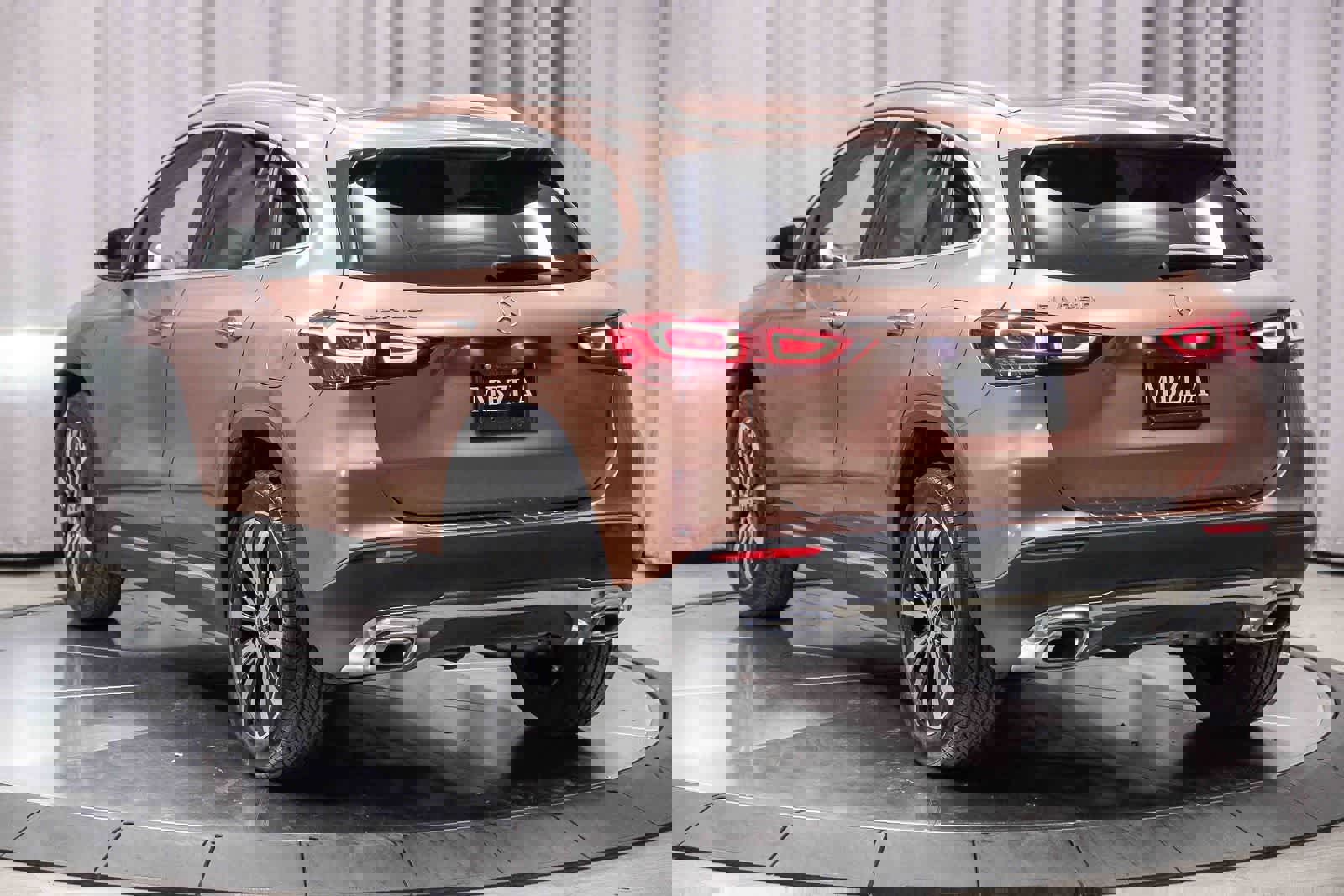 Certified 2022 Mercedes-Benz GLA 250 image 2