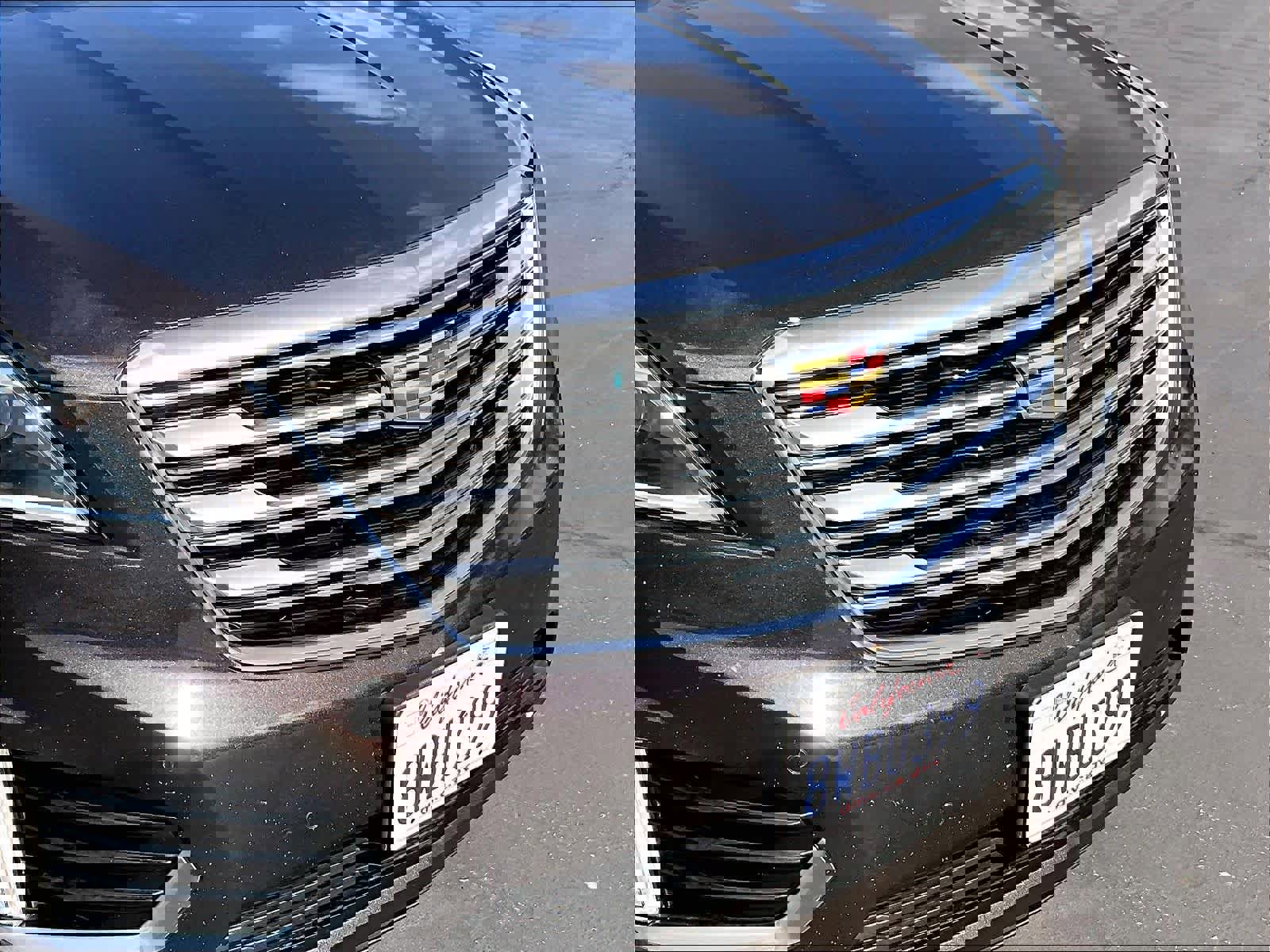 Used 2018 Cadillac XT5 Luxury w/ Driver Awareness Package AWD/4WD image 32