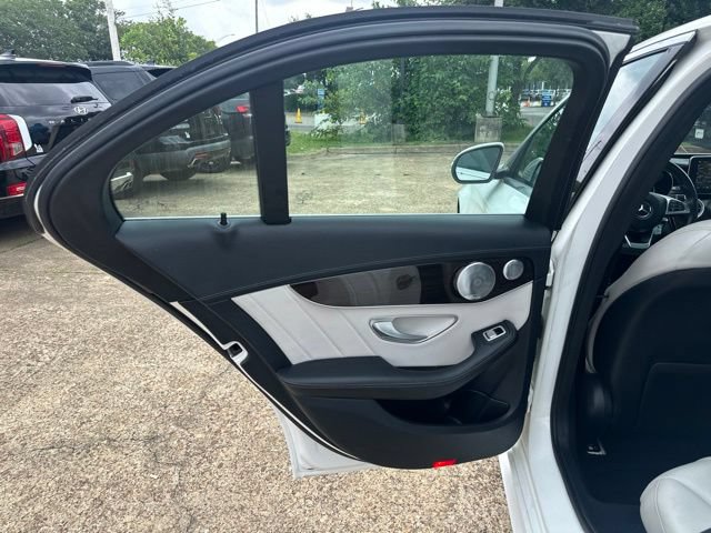 Used 2015 Mercedes-Benz C 400 4MATIC w/ Multimedia Package image 29