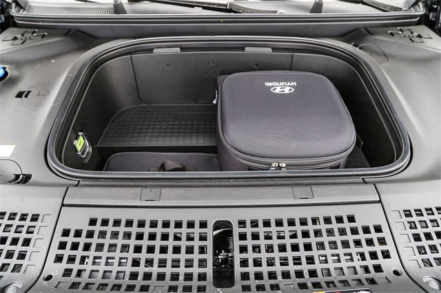 New 2026 Hyundai Ioniq 9 SEL image 13