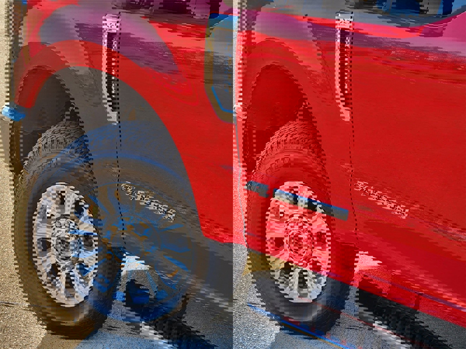 Used 2022 Ford F350 XLT w/ XLT Value Package image 17