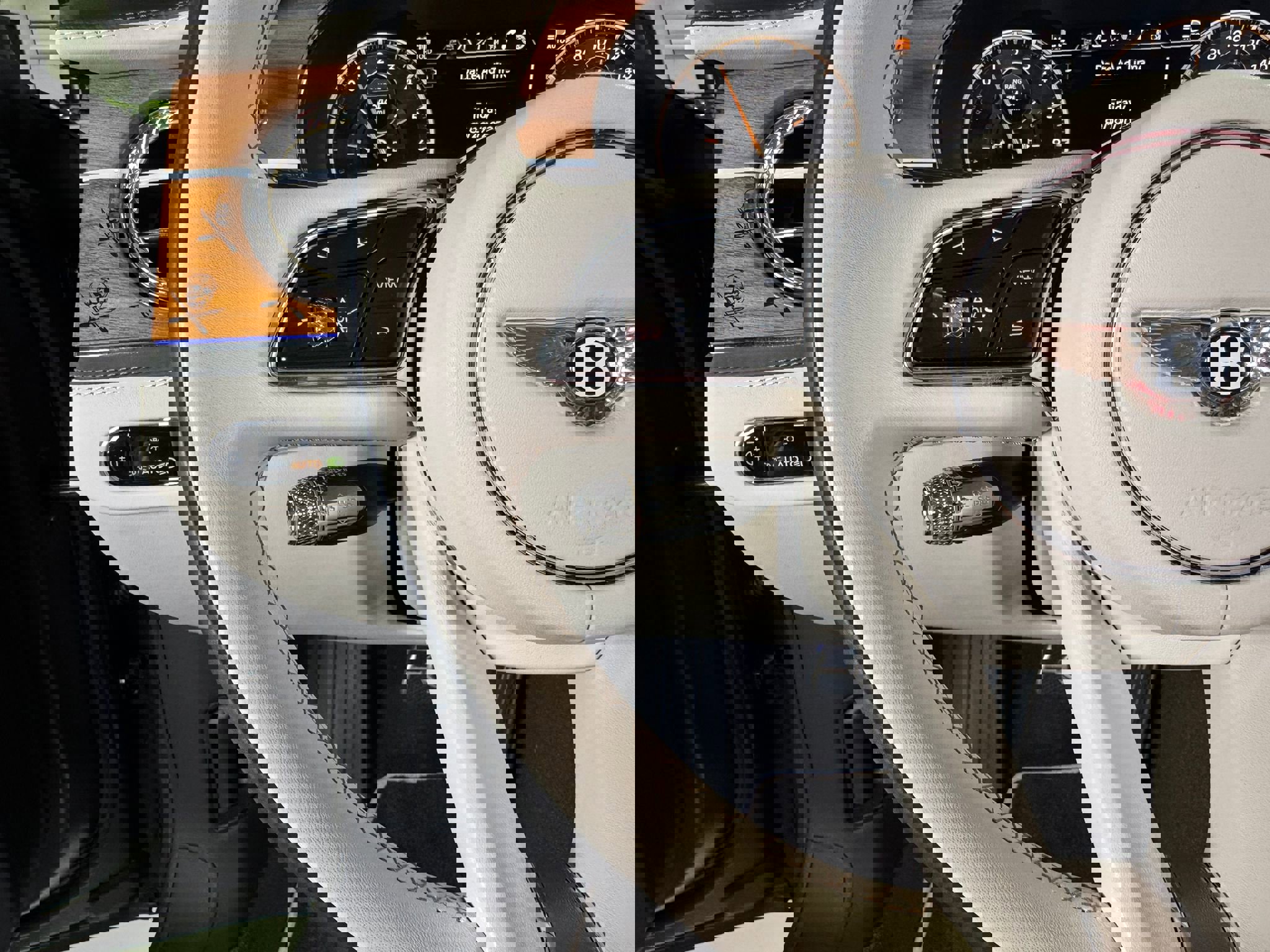 Used 2022 Bentley Flying Spur Plug-In Hybrid image 22