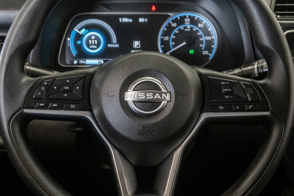 Used 2025 Nissan Leaf S FWD image 14