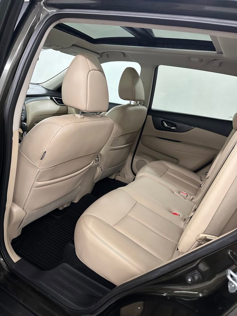 Used 2016 Nissan Rogue SL w/ SL Premium Package image 27