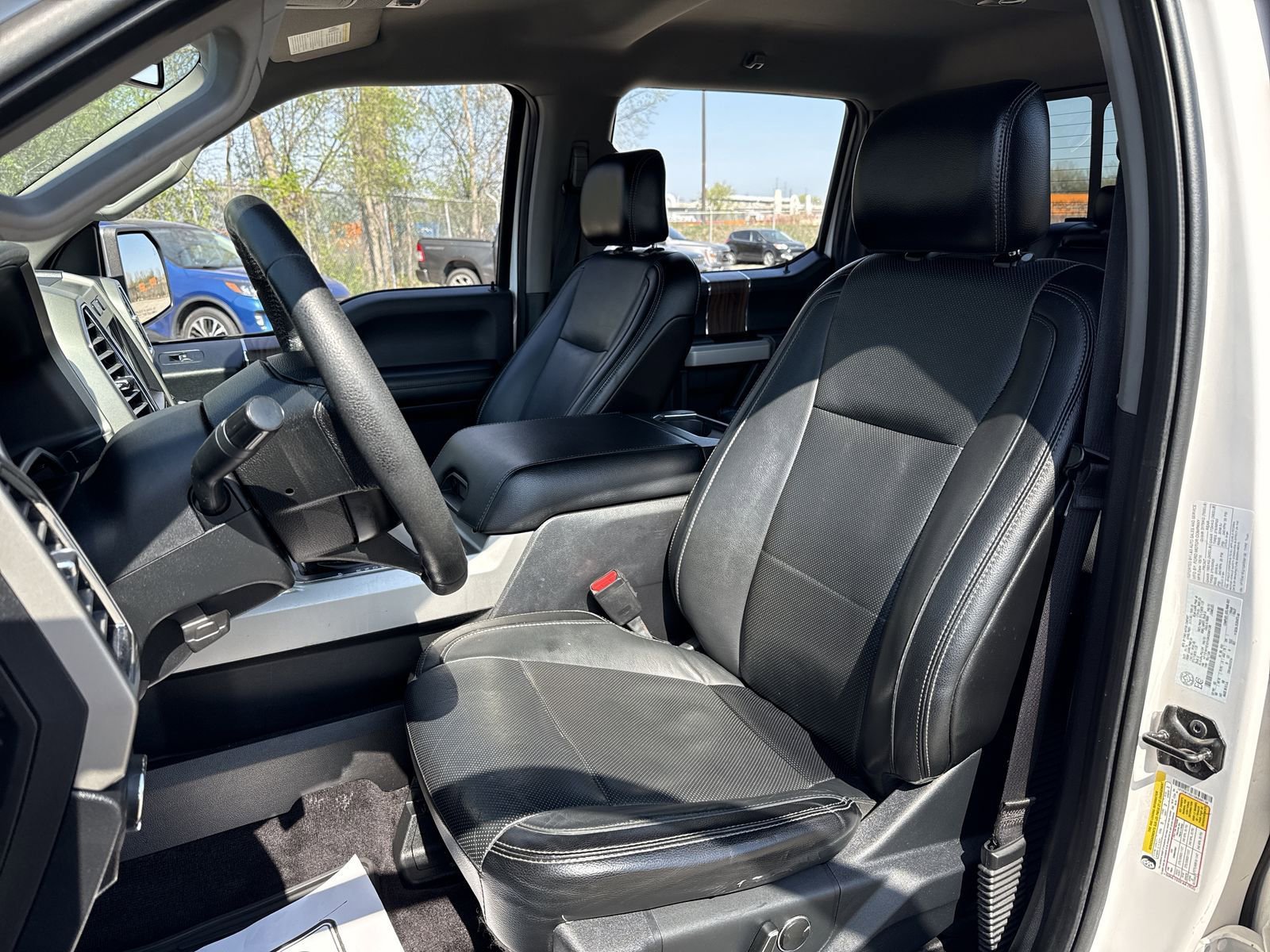 Used 2016 Ford F150 Lariat w/ Equipment Group 501A Mid AWD/4WD image 23