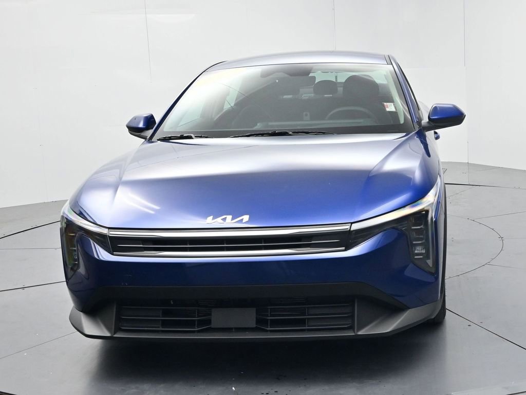 Certified 2025 Kia K4 FWD image 3