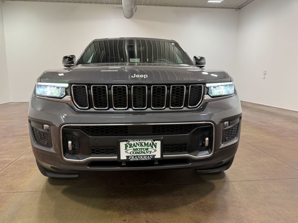 Used 2024 Jeep Grand Cherokee L Overland w/ Trailer Tow Package image 40
