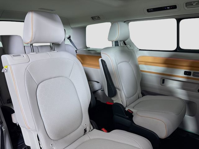 New 2025 Volkswagen ID. Buzz Pro S Plus image 29