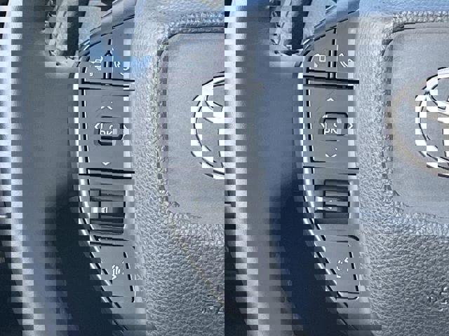 Used 2025 Toyota Prius LE image 13