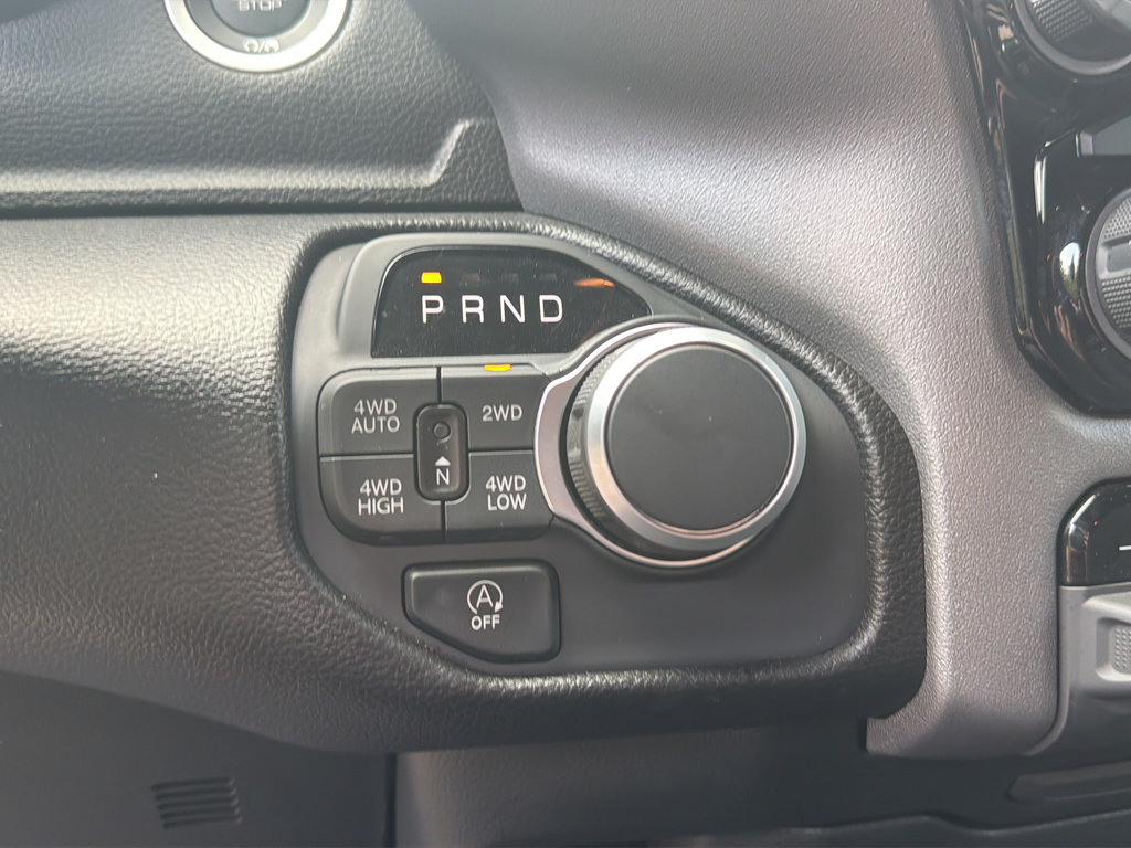 Used 2025 RAM 1500 Big Horn AWD/4WD image 25