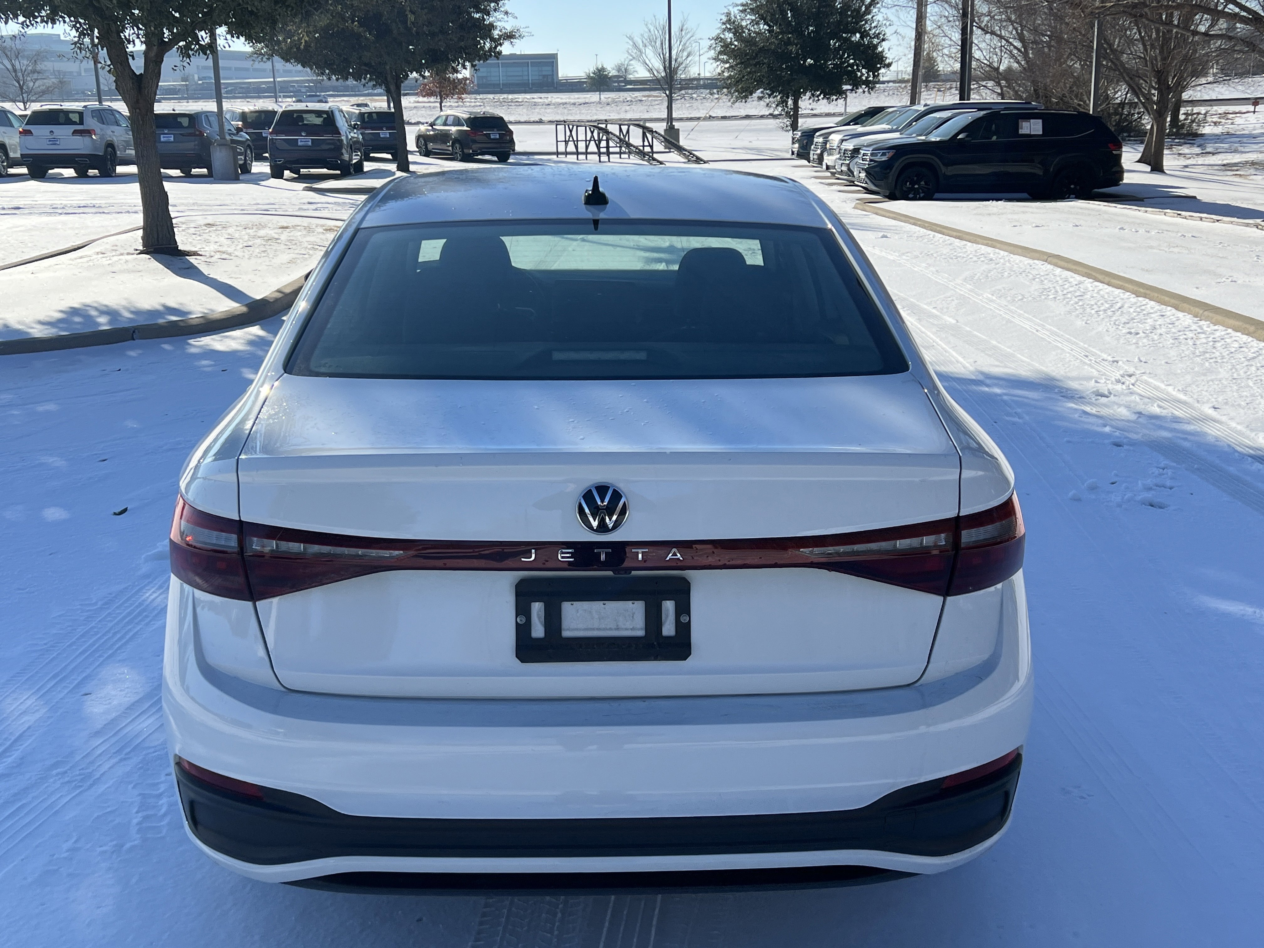 Certified 2025 Volkswagen Jetta S image 8