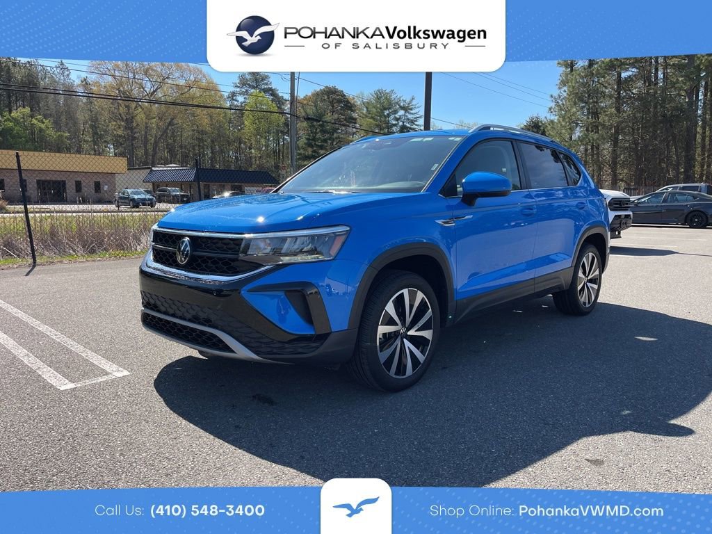 Used 2024 Volkswagen Taos SE image 1