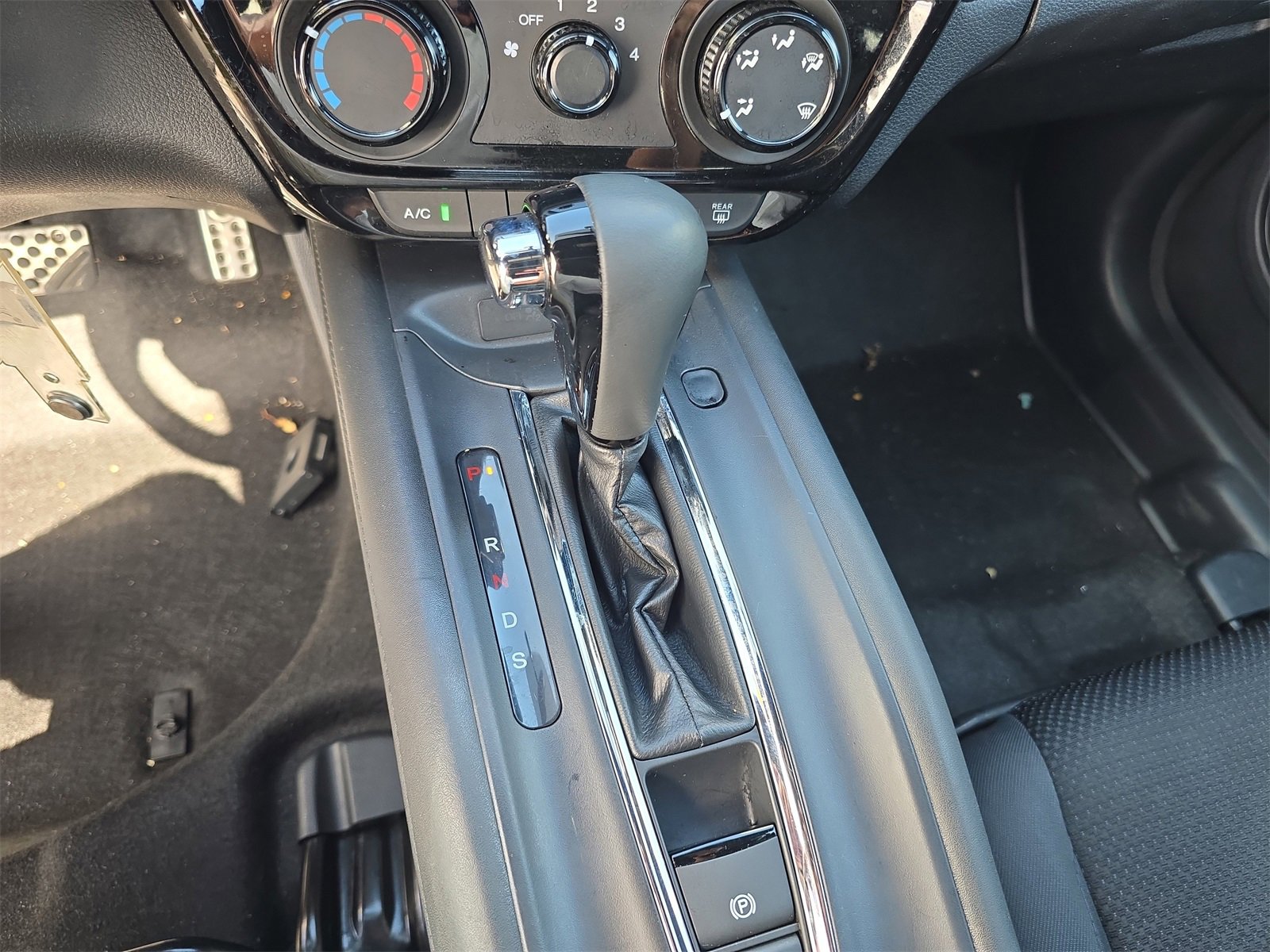 Certified 2021 Honda HR-V Sport image 18