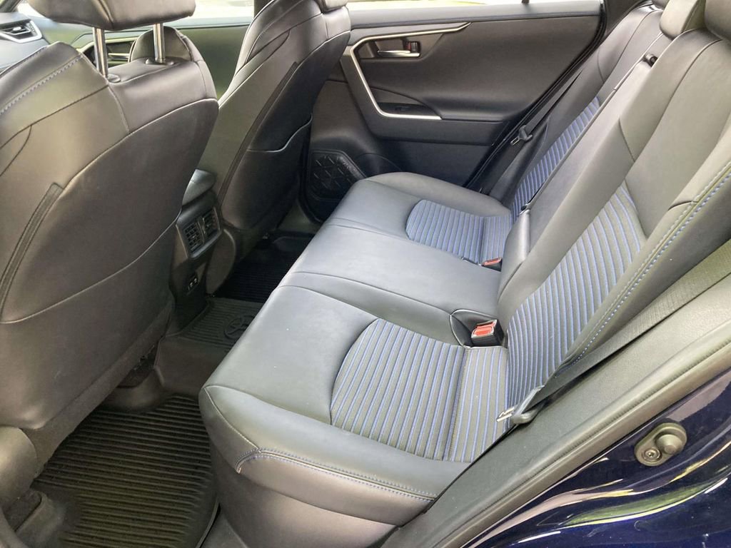 Used 2021 Toyota RAV4 XSE image 9