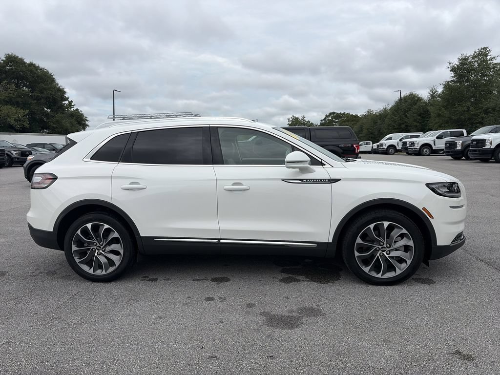 Used 2023 Lincoln Nautilus Reserve FWD image 8