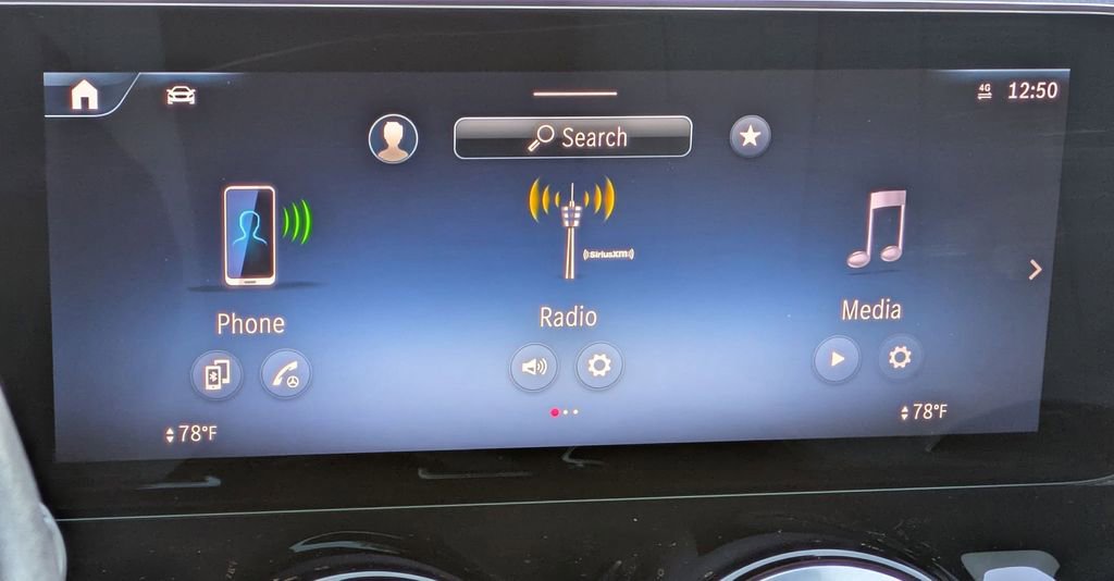 Used 2025 Mercedes-Benz GLA 250 4MATIC image 22