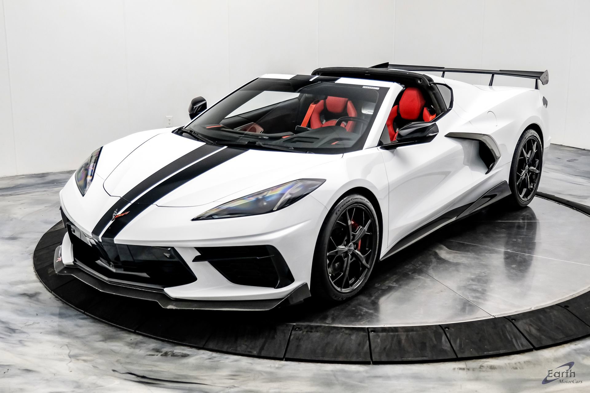 Used 2020 Chevrolet Corvette Stingray Premium Cpe w/ 3LT Preferred Equipment Group image 8