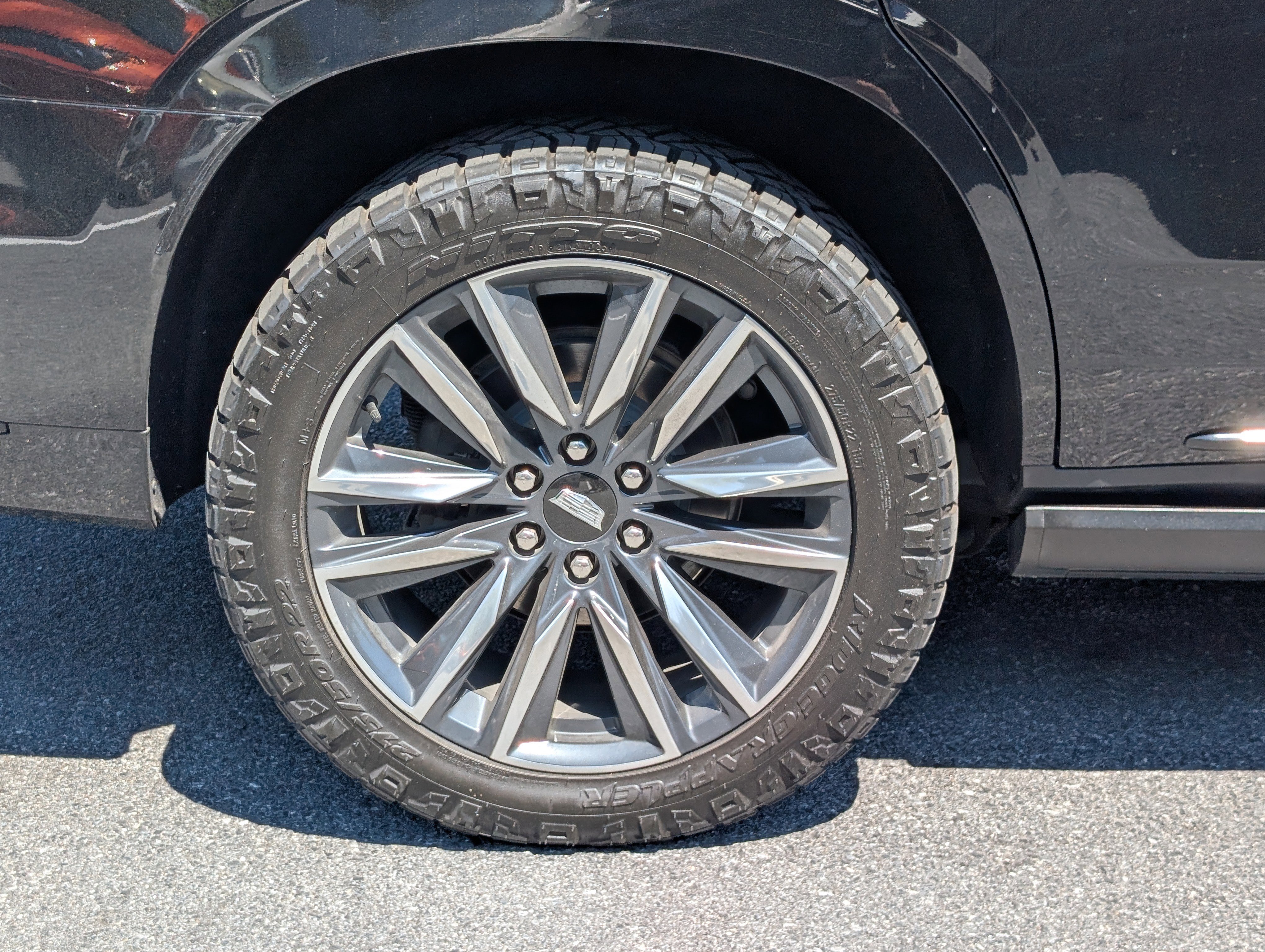 Used 2021 Cadillac Escalade Sport w/ Driver Assist Tech Package AWD/4WD image 9