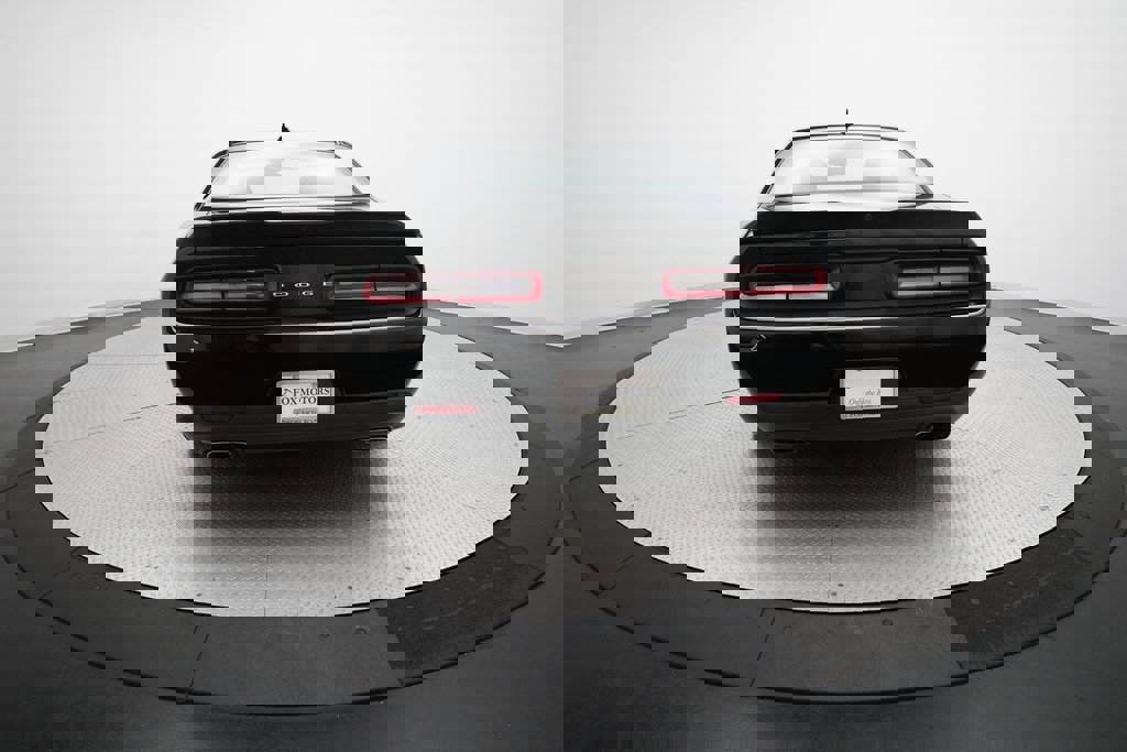 Used 2023 Dodge Challenger R/T w/ Plus Package image 25