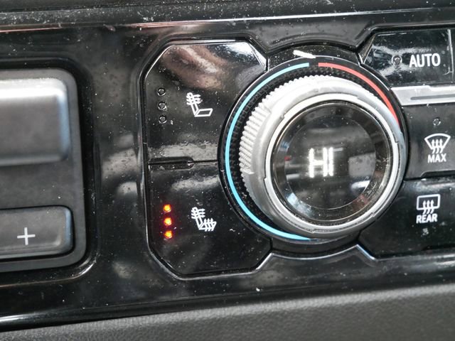 Used 2023 Chevrolet Silverado 1500 LT image 18