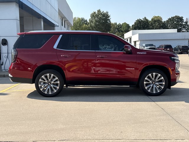 Used 2025 Chevrolet Tahoe High Country AWD/4WD image 2