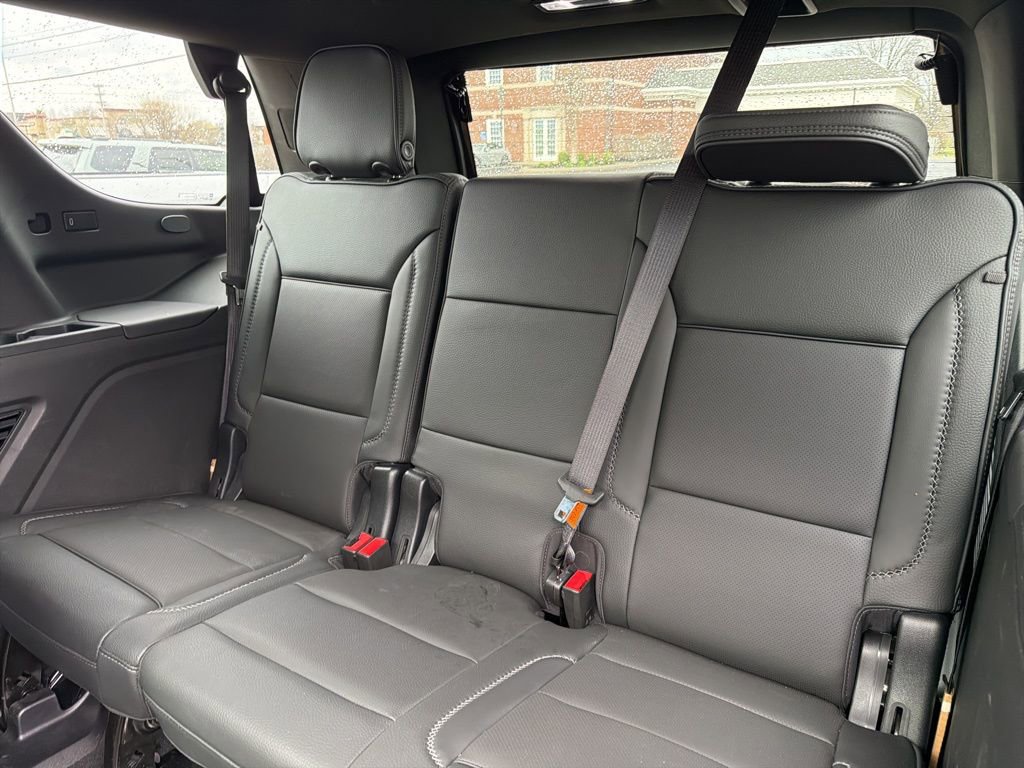 Certified 2022 GMC Yukon Denali w/ Advanced Technology Package image 16