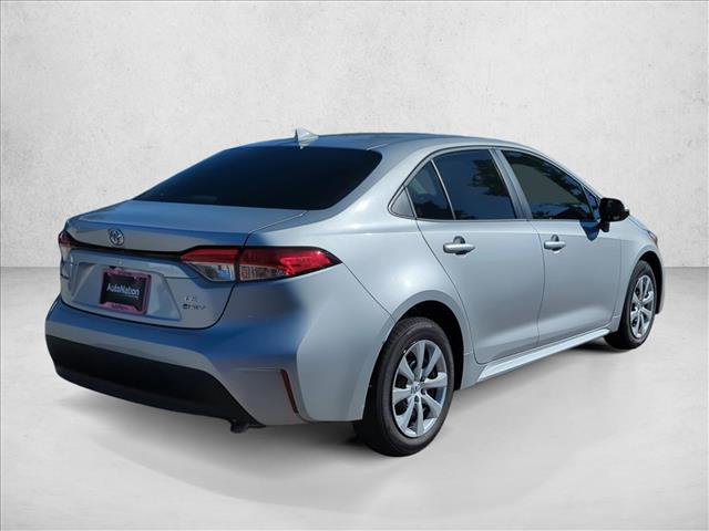 Used 2026 Toyota Corolla LE FWD image 5