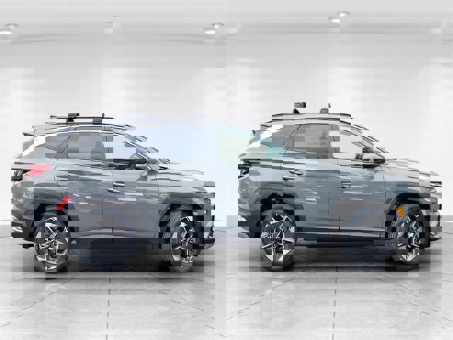 Certified 2026 Hyundai Tucson SEL image 2