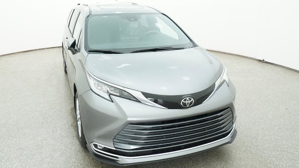 New 2026 Toyota Sienna Limited FWD image 36