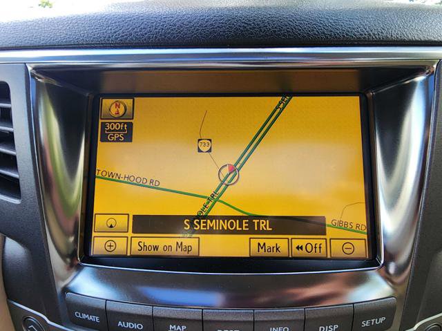 Used 2010 Lexus LX 570 4WD image 27