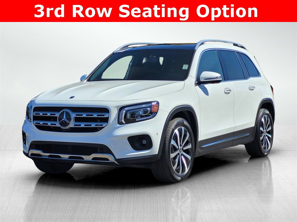 Used 2021 Mercedes-Benz GLB 250 4MATIC w/ Premium Package image 8